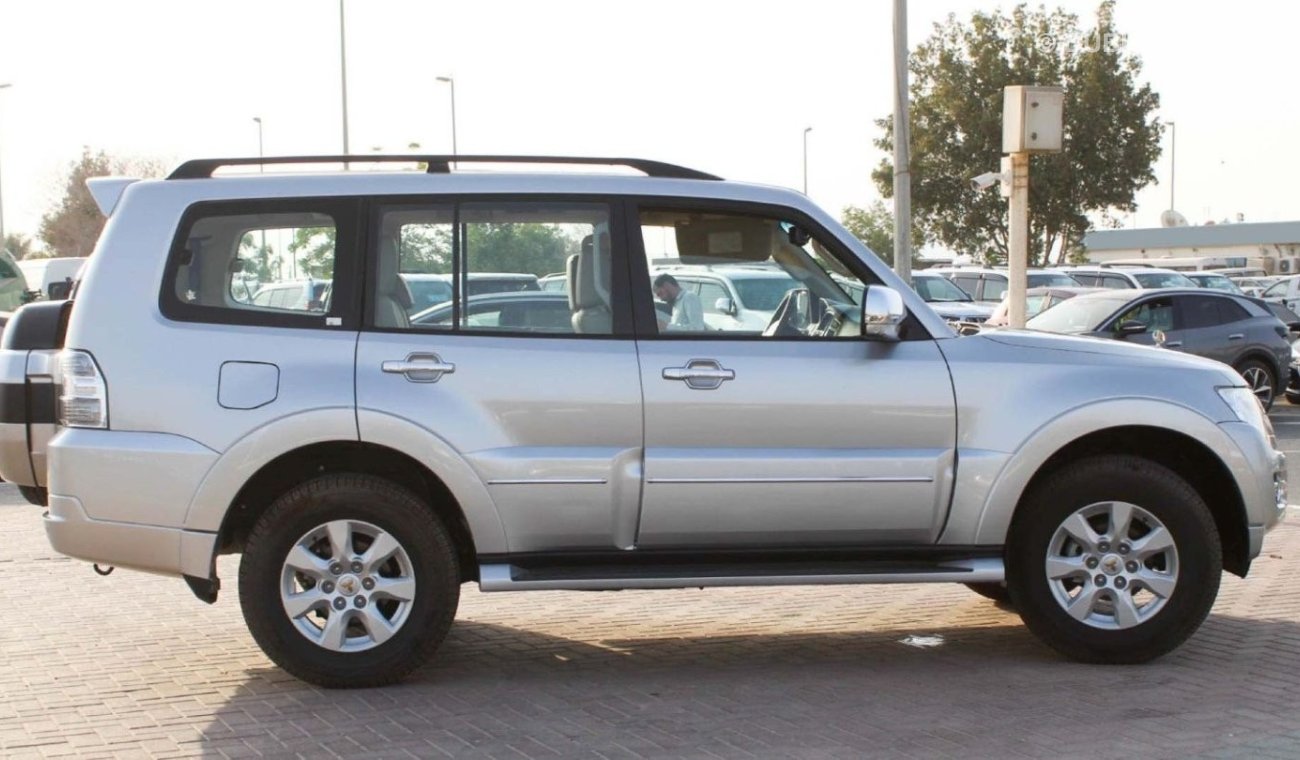 ميتسوبيشي باجيرو MITSUBISHI PAJERO 3.0L P GLS AT