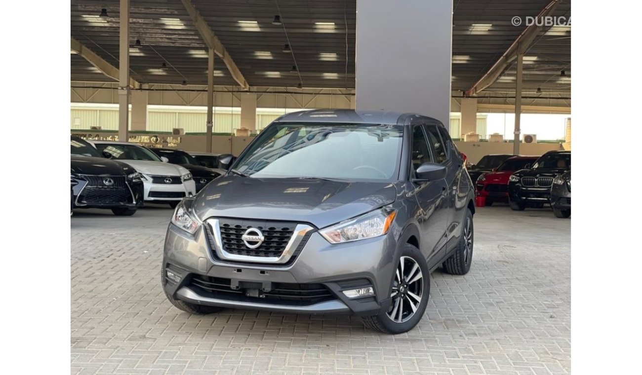 Nissan Kicks Kicks SV RADAR / LINE ASSIST /620 AED MONTHLY