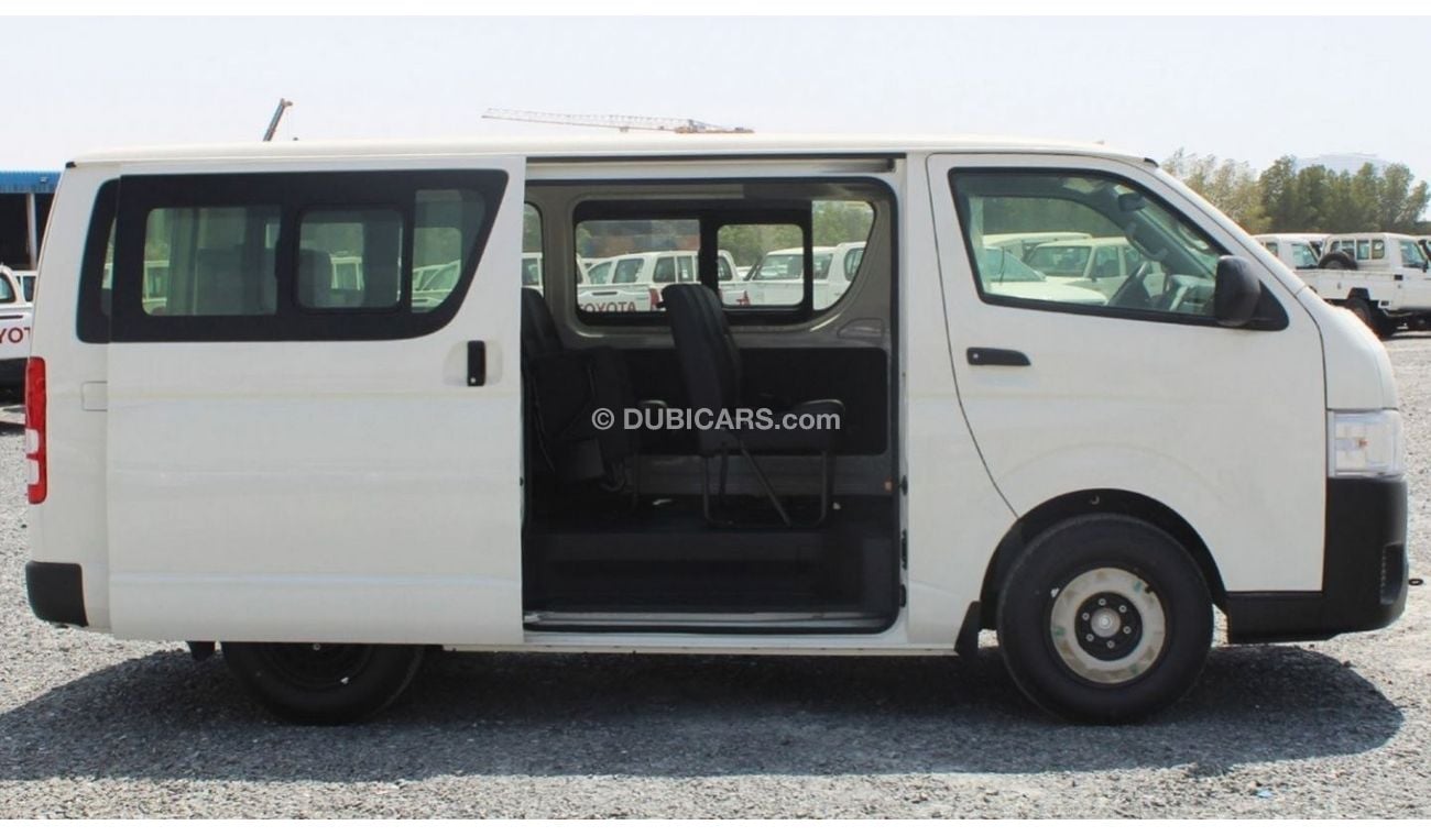 تويوتا هاياس TOYOTA HIACE STD ROOF 2.5L BUS 15-SEATS A/C