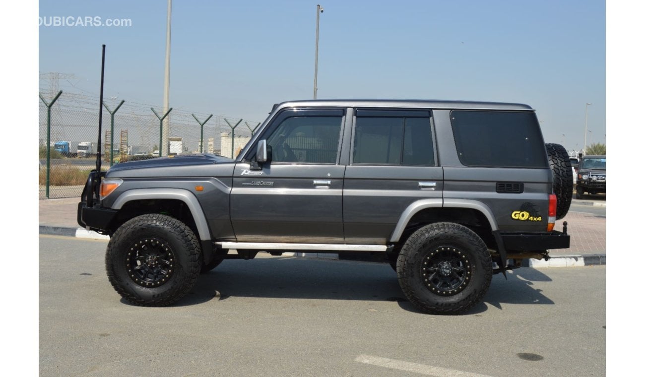 Toyota Land Cruiser Hard Top 5 Door