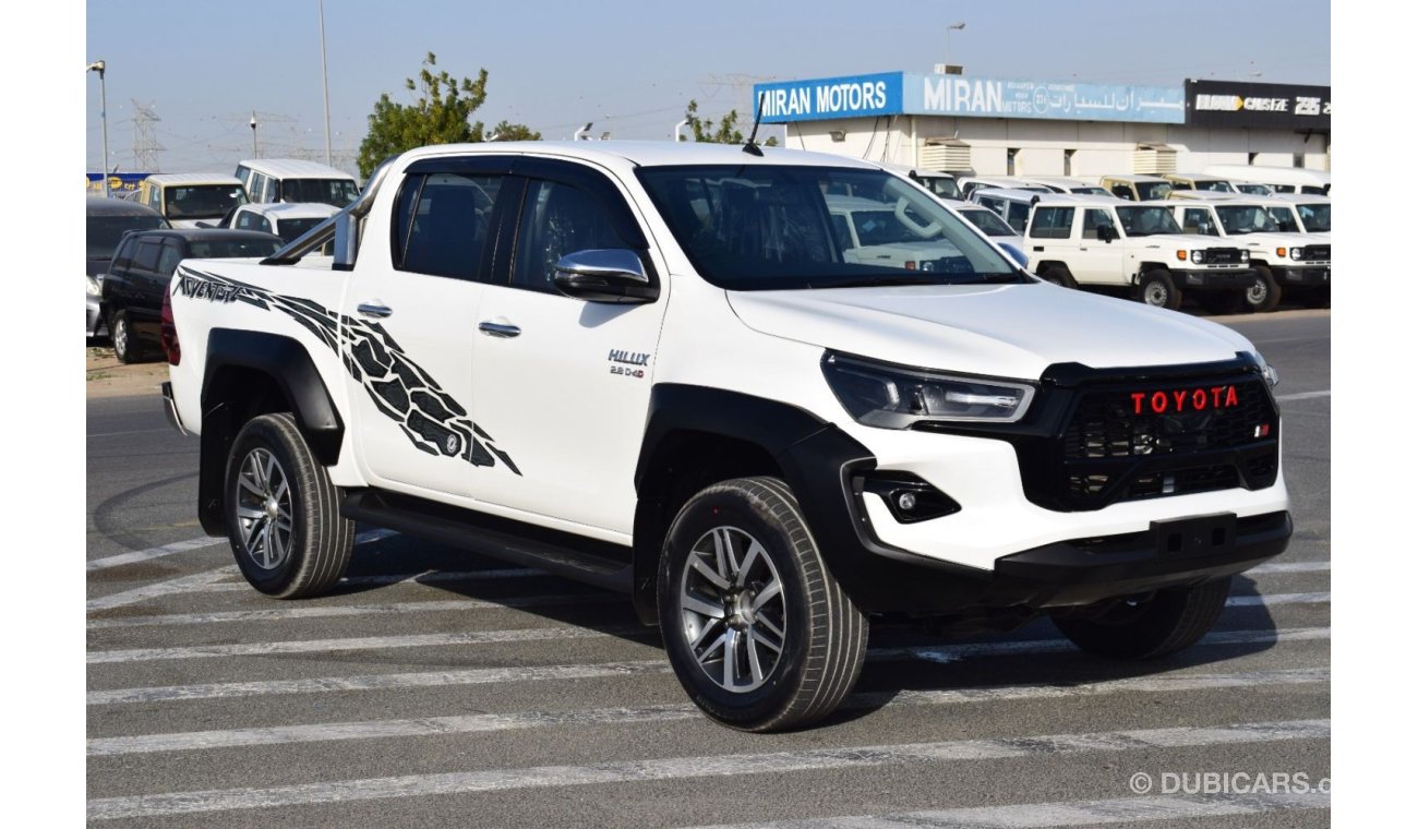 Toyota Hilux SR Toyota Hilux 2018 White Diesel Full Option