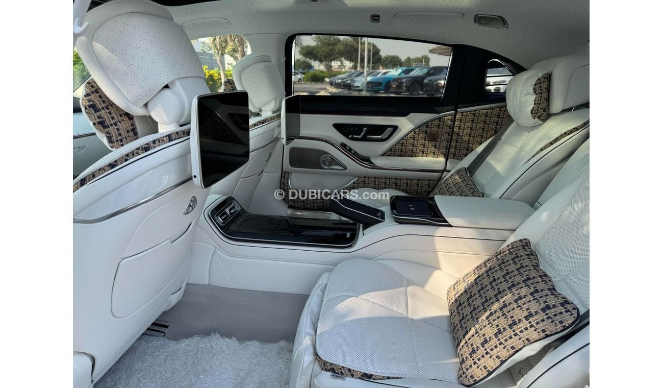 Mercedes-Benz S680 Maybach **2023**BRAND NEW GCC SPEC UNDER WARRANTY AND SERVICE