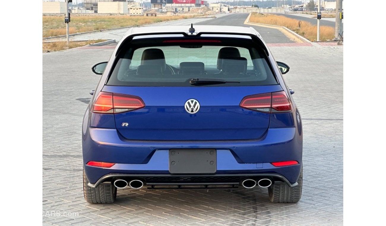 Volkswagen Golf MODEL 2018 GCC CAR VERY GOOD CONDITION FULL OPTION