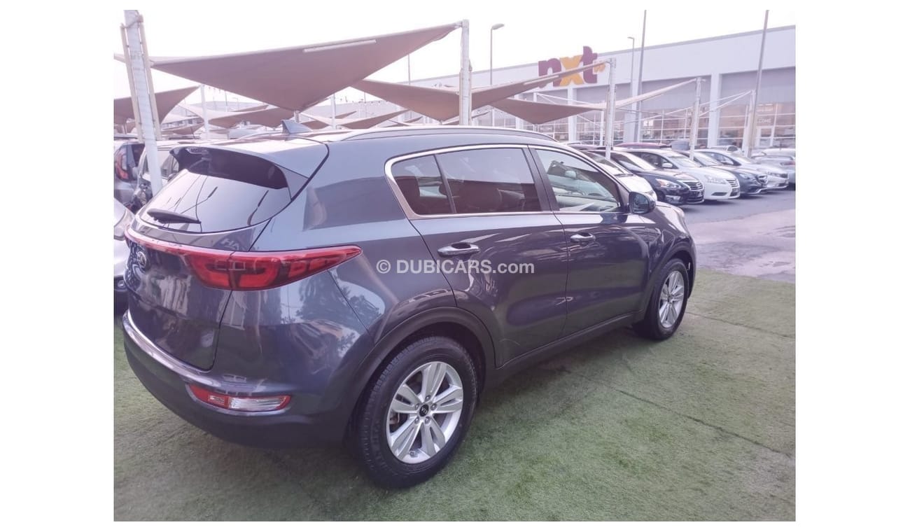 Kia Sportage Kia Sportage 2400 cc model 2018 cruise control alloy wheels sensors rear camera screen in excellent