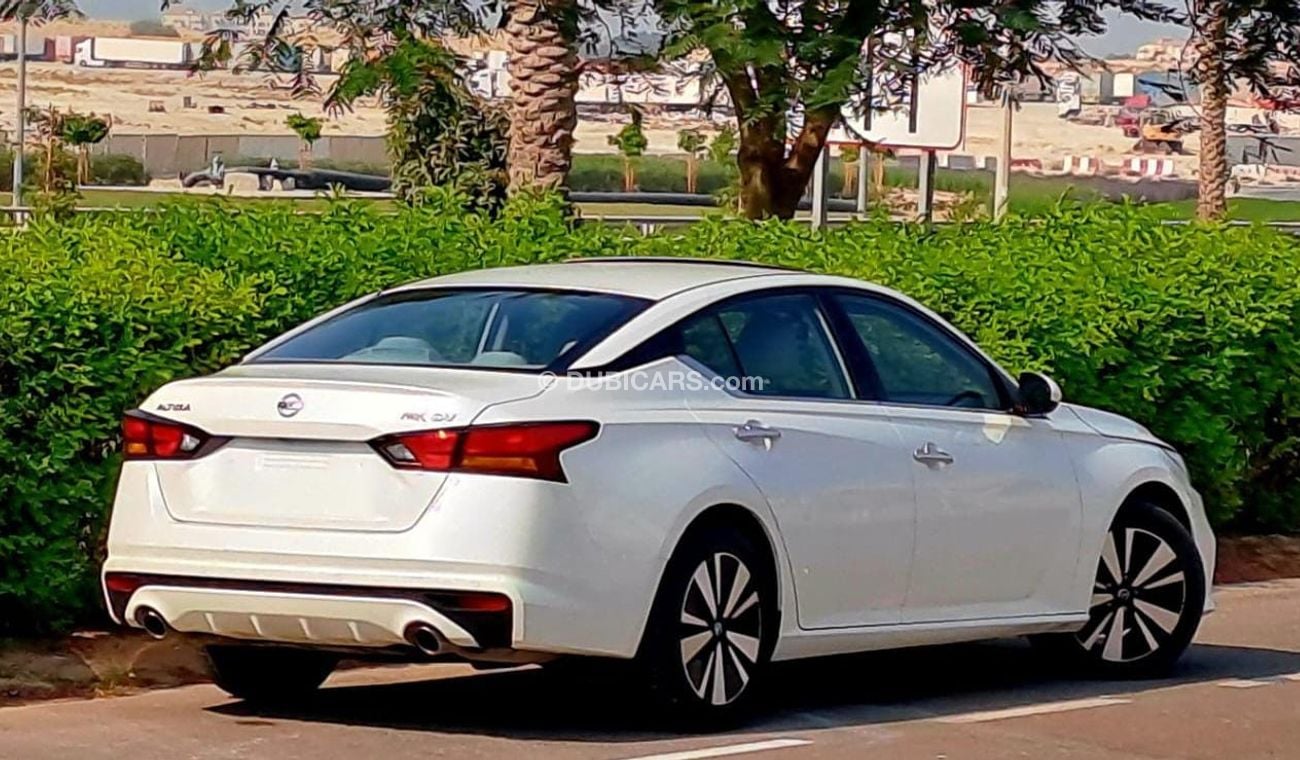 نيسان ألتيما SV 2.5L 2019 GCC (890/-MONTHLY)