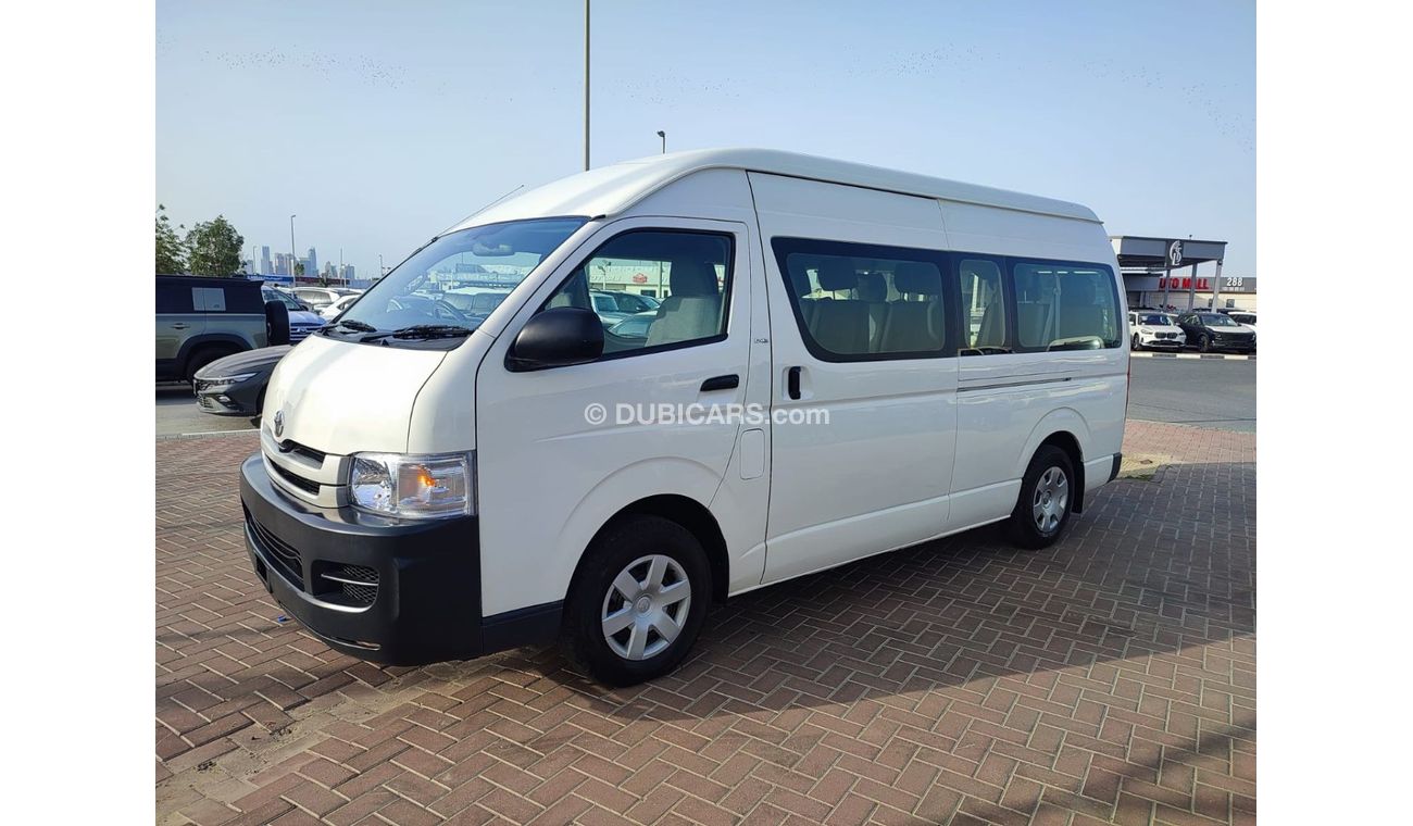 Toyota Hiace JTFST22P900006053 2009	WHITE DISELE	251576 RHD MANUAL.