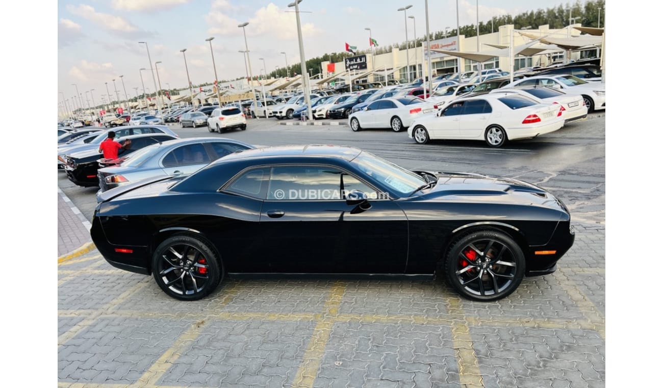 Dodge Challenger SXT For sale