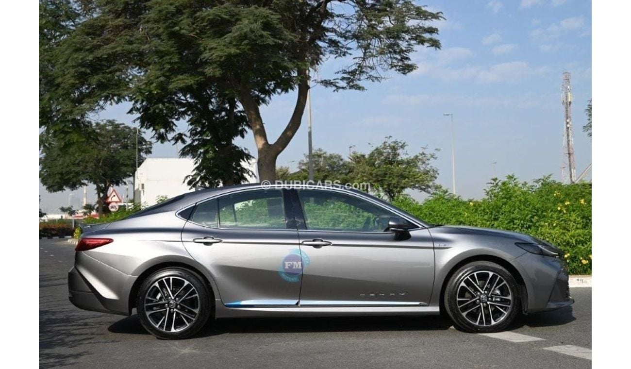 تويوتا كامري Hybrid Lumiere 2.5L Petrol 5 Seater Automatic