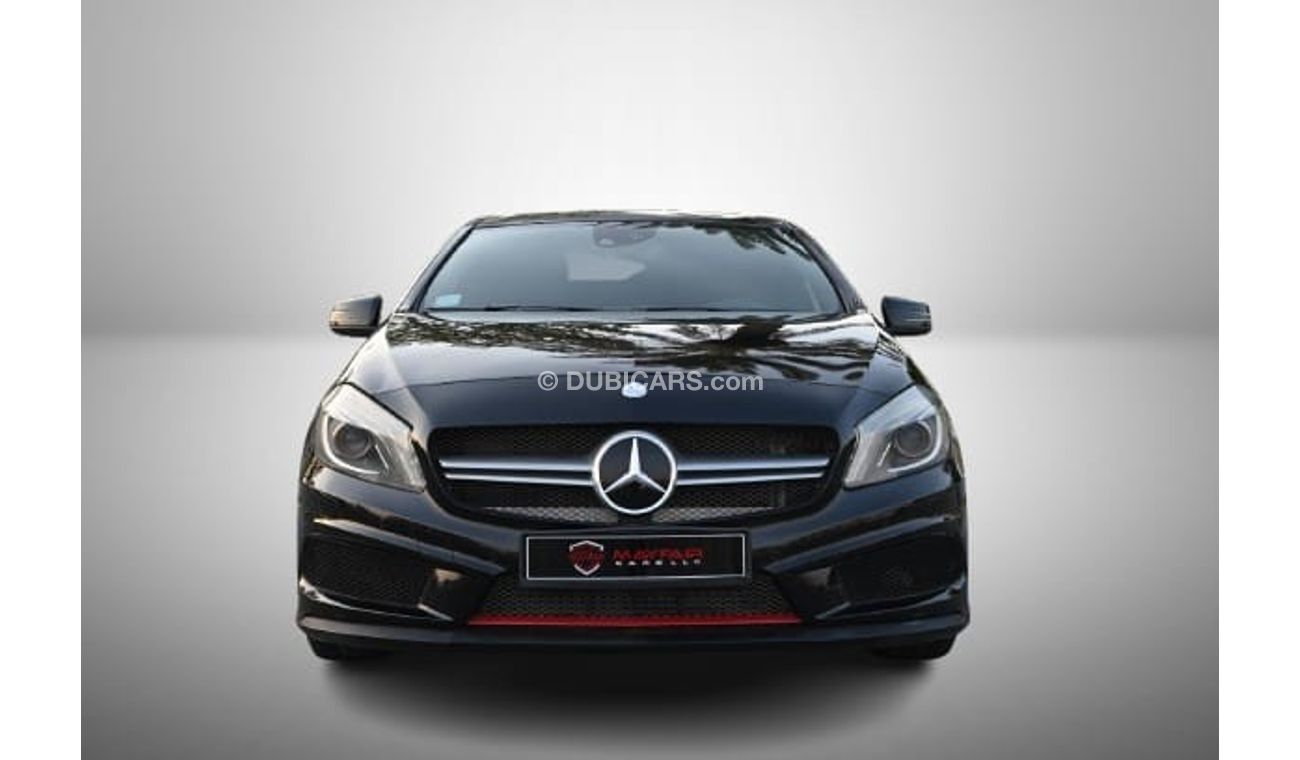 Mercedes-Benz A 250 0% DP  - GCC SPECS - MERCEDESE A250 AMG KIT - 2.0 TURBO CHARGE I4 2014 - MINT CONDITION