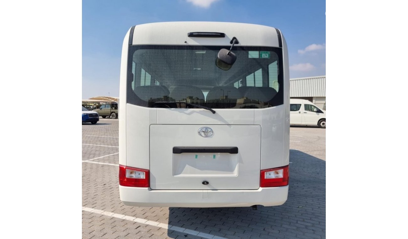 Toyota Coaster 4.2