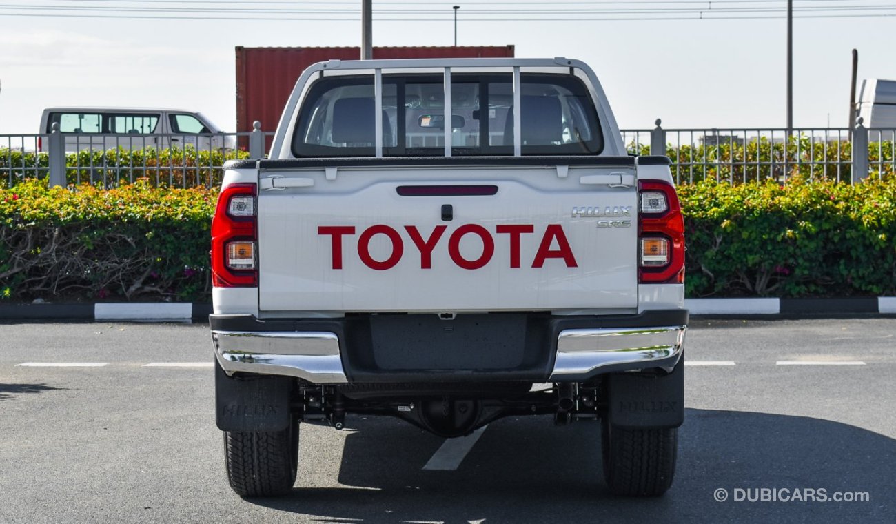 Toyota Hilux SR5 2.7 Petrol A/T 4WD