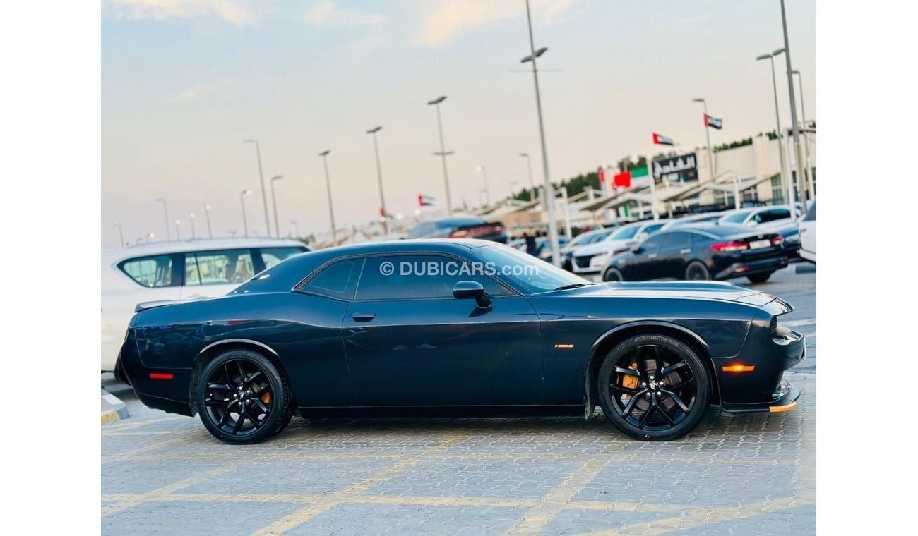 Dodge Challenger R/T 5.7L (370 HP) | Monthly AED 1100/- | 0% DP | SRT KIt | Blindspot | Paddle Shifters | # 11864