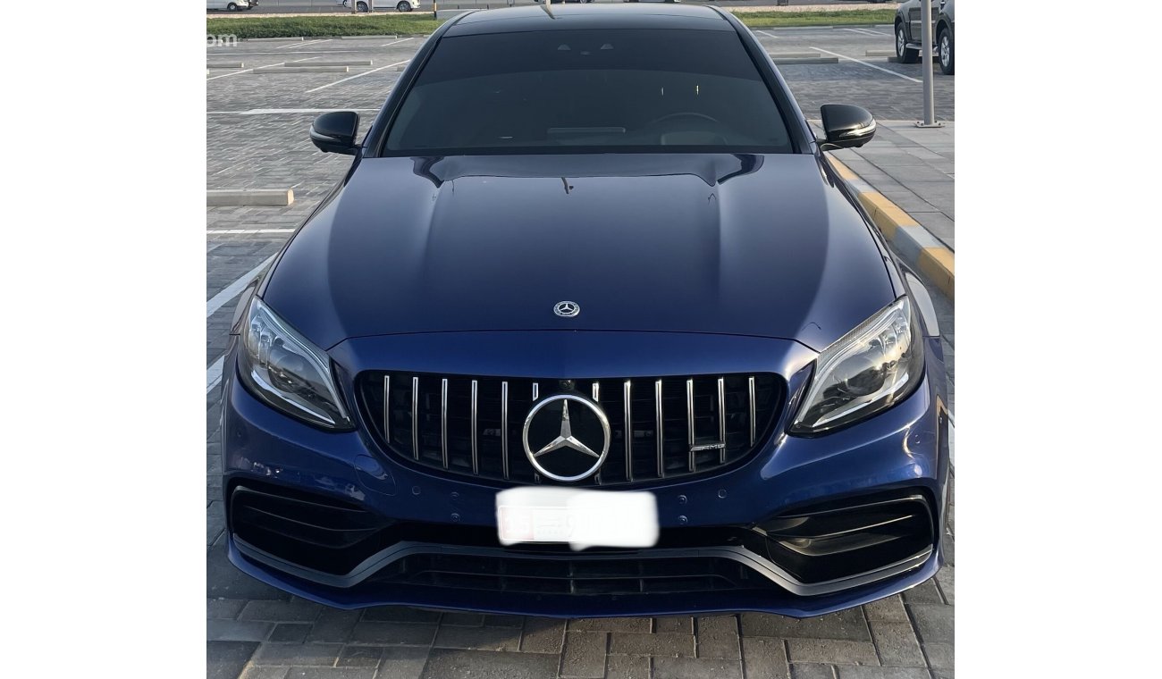 مرسيدس بنز C 63S AMG