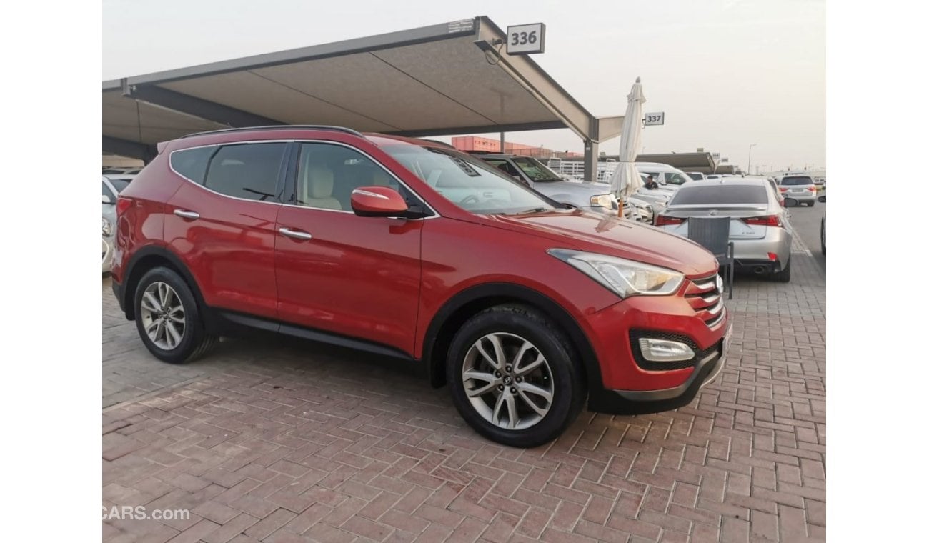 Hyundai Santa Fe GL In excellent condition and requires no expenses