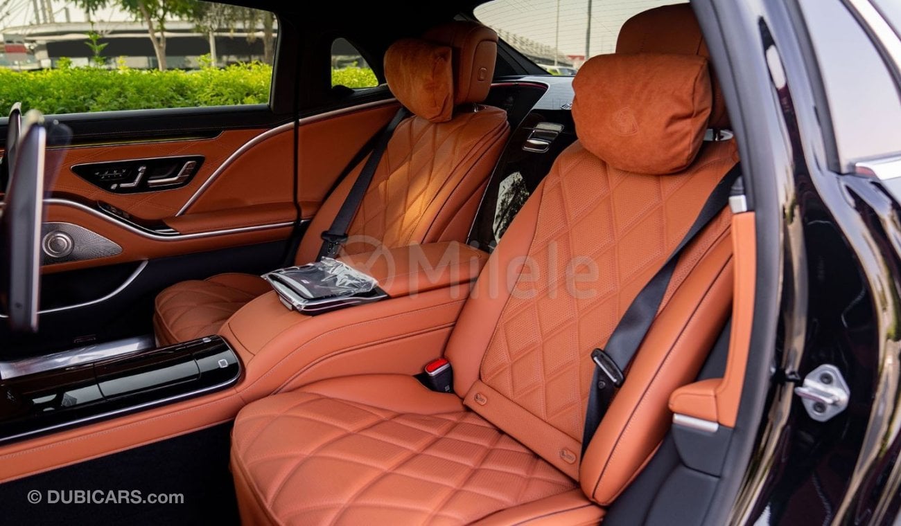 مرسيدس بنز S 450 MAYBACH 3.0P AWD: EXECUTIVE REAR SEATS, PANORAMIC ROOF, FINGERPRINT SCANNER