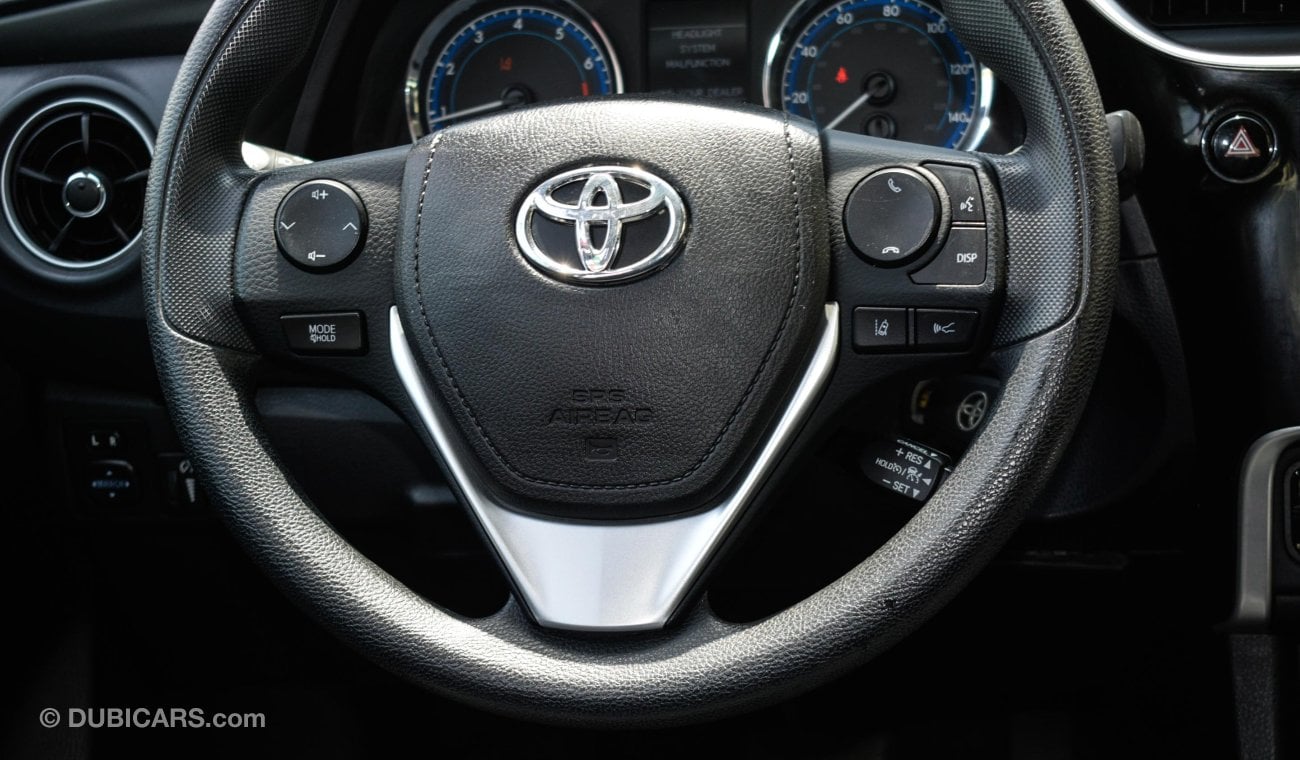 Toyota Corolla LE