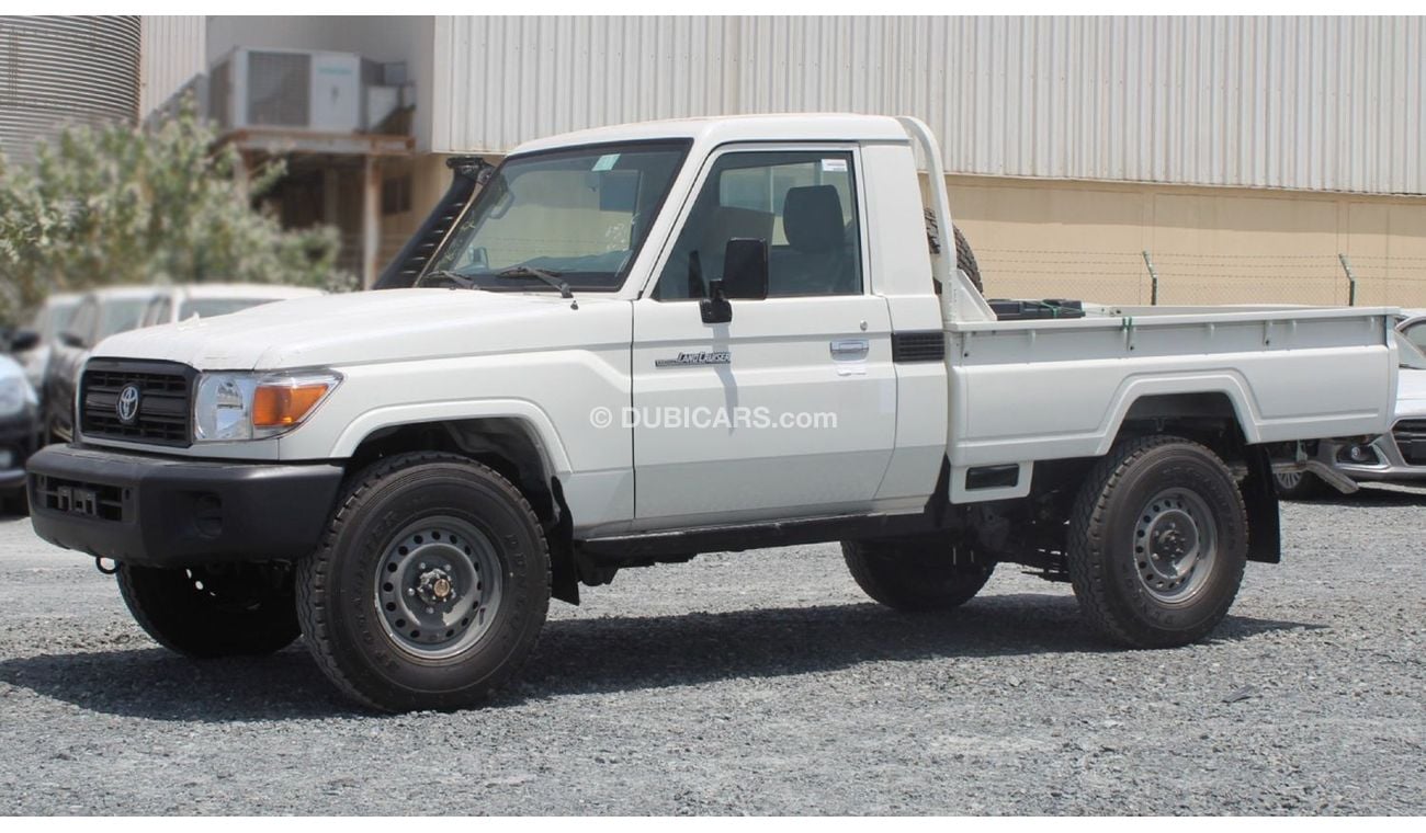 تويوتا لاند كروزر TOYOTA LAND CRUISER 79 4.2L SC 3 SEATER 2 AIRBAG & ABS MT