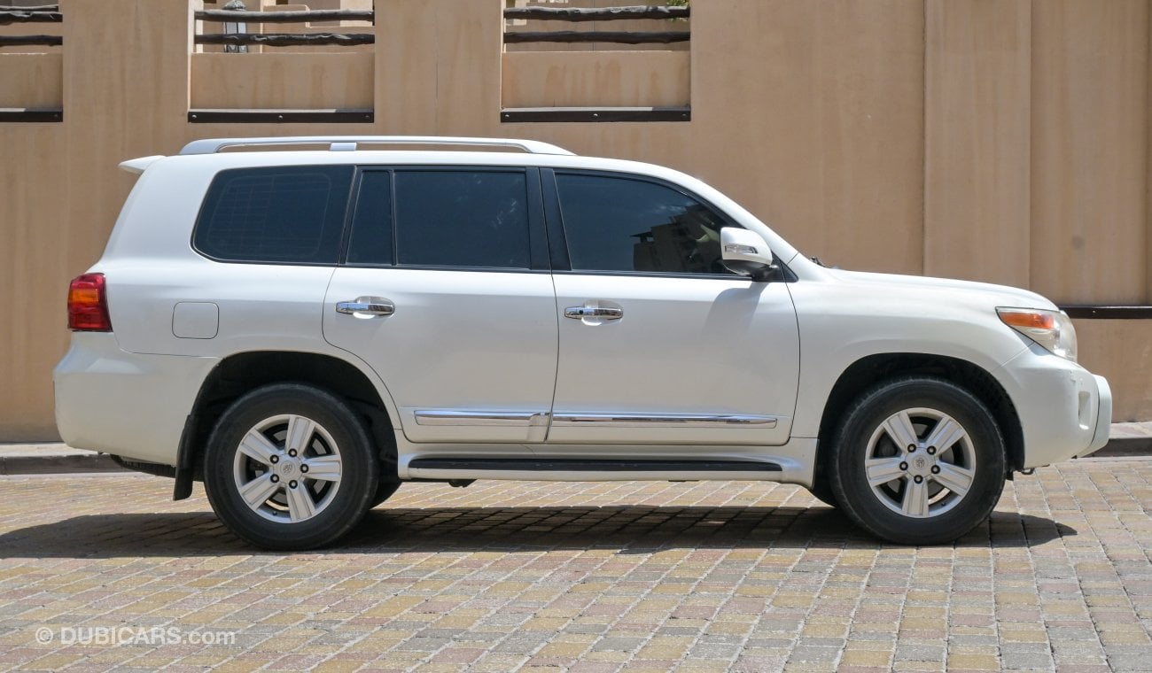 Toyota Land Cruiser GXR V6