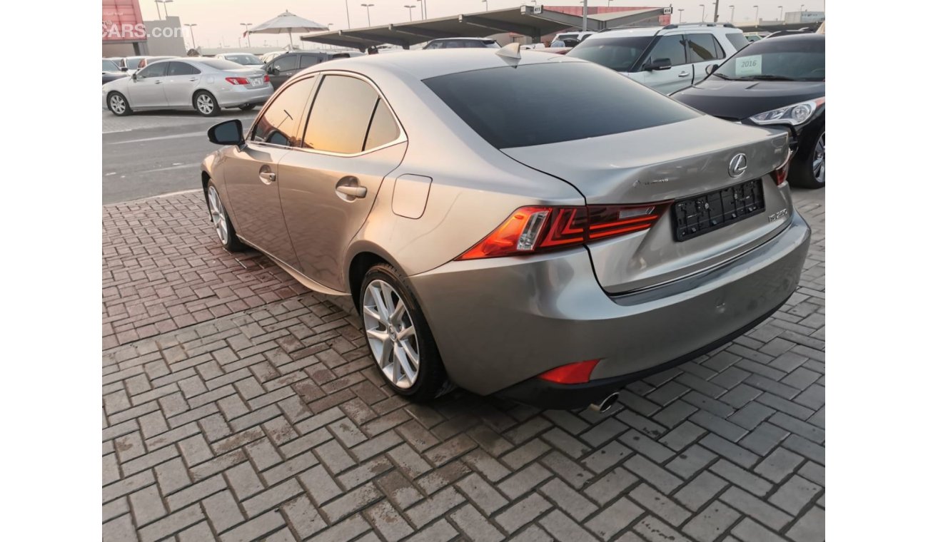 Lexus IS250 Premier n very good condition inside and outside