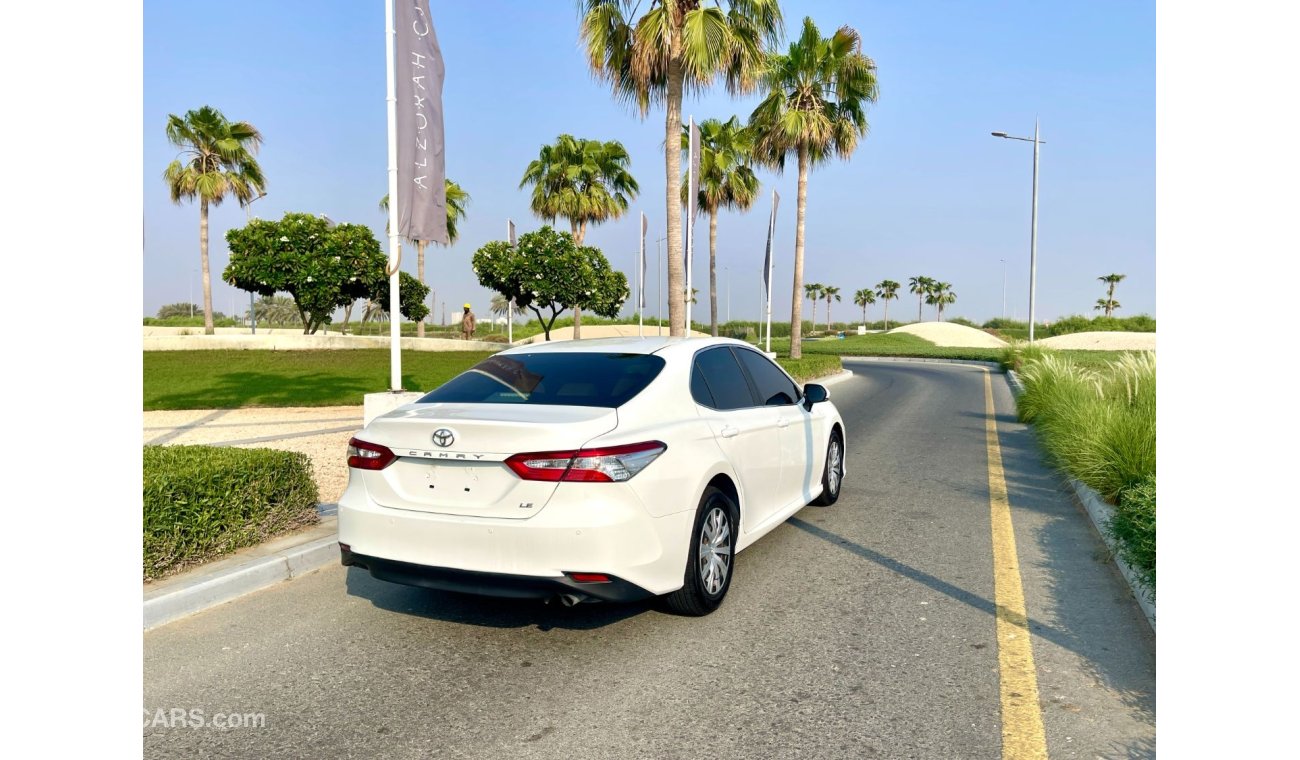 Toyota Camry SE Banking facilities without the need for a first payment