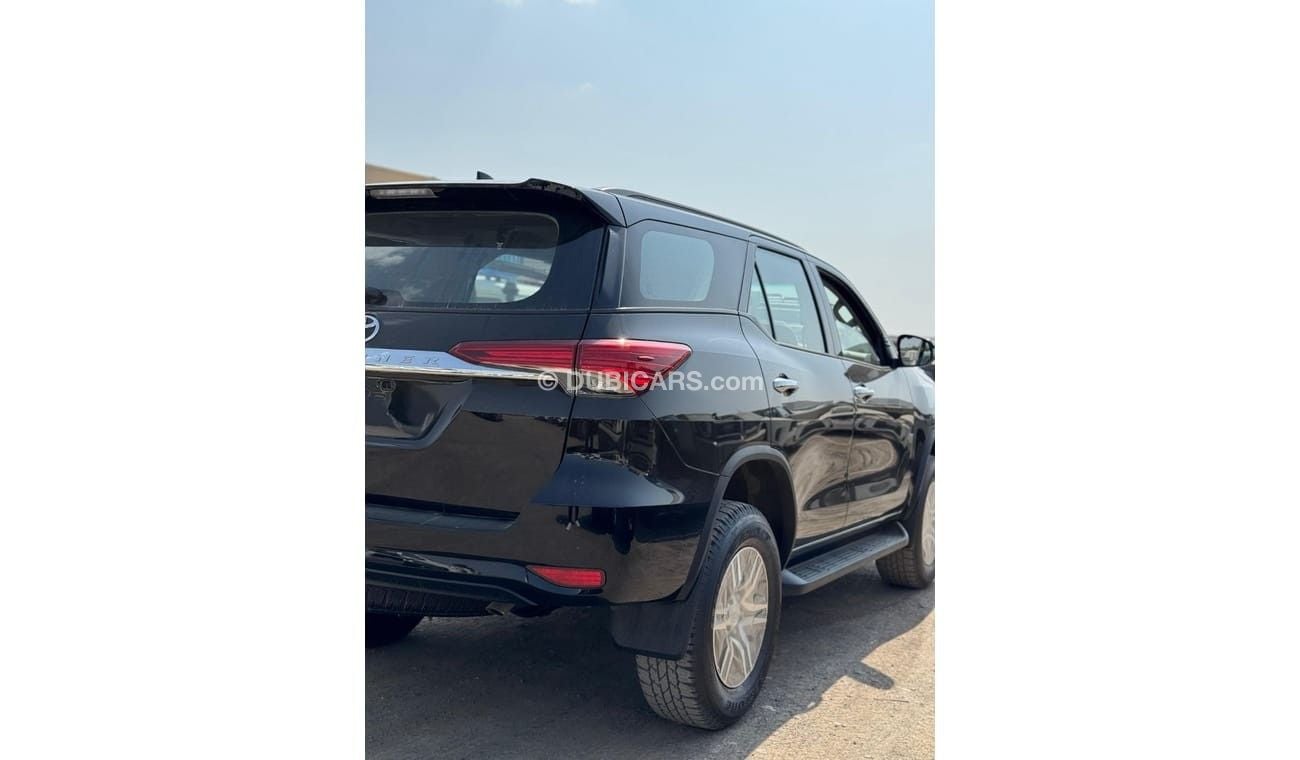 Toyota Fortuner EXR 2.7L (164 HP) 2.7L AT Petrol Digital AC 4wd