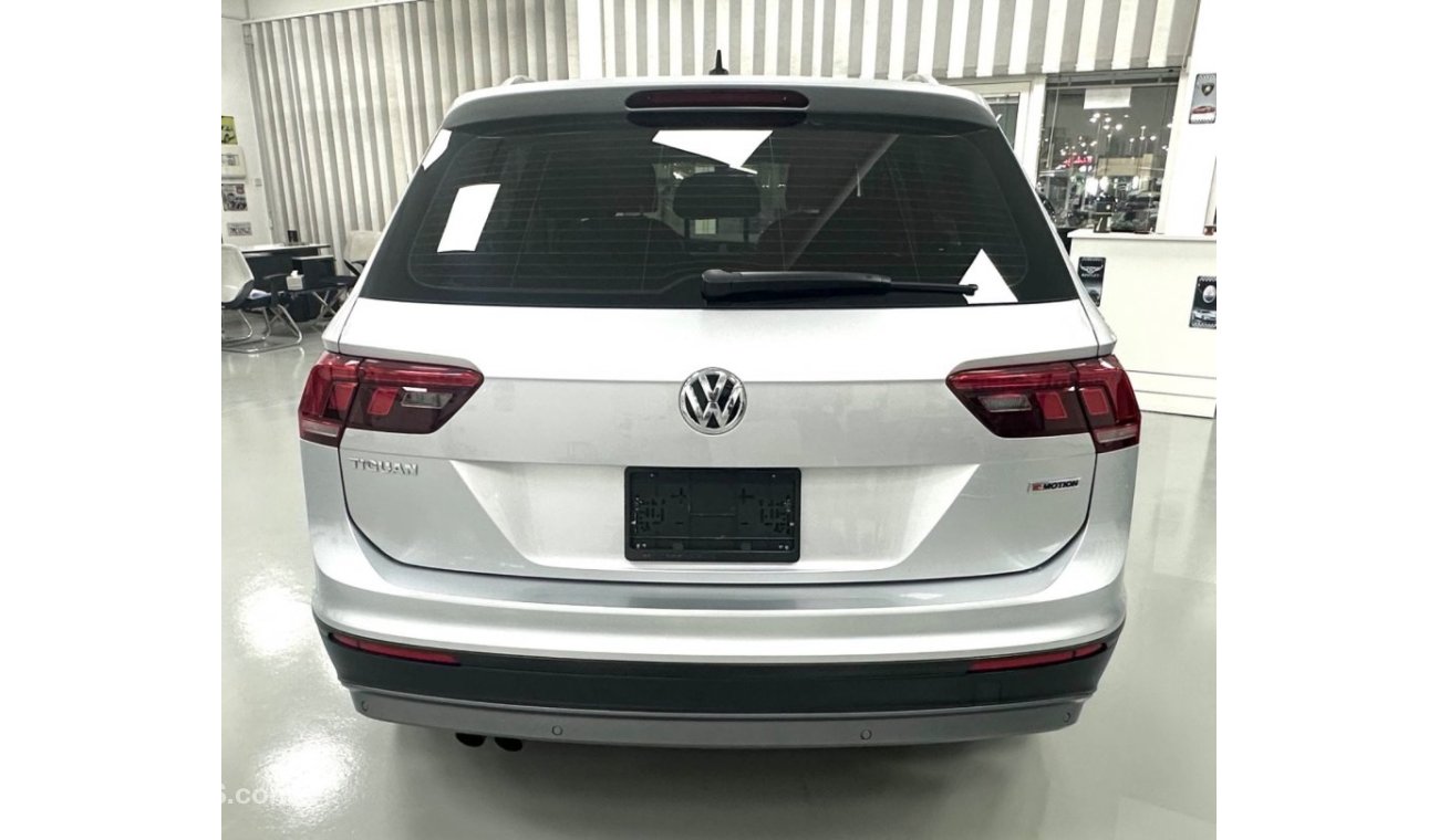 Volkswagen Tiguan SE