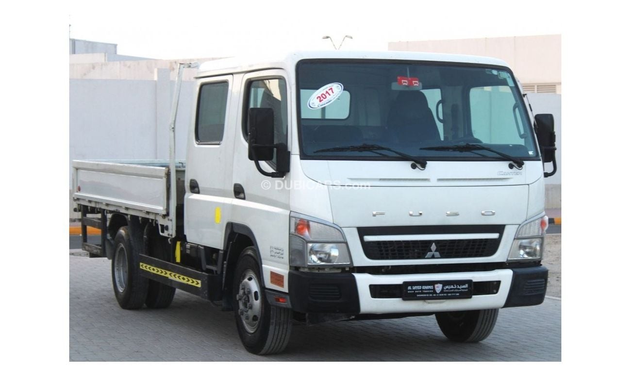 Mitsubishi Canter Mitsubishi Canter 2017 GCC Double Cabin in excellent condition