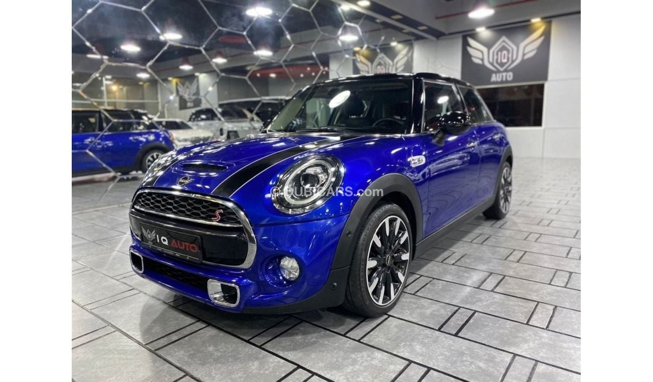 Used Mini Cooper S 2019 for sale in Dubai - 548673