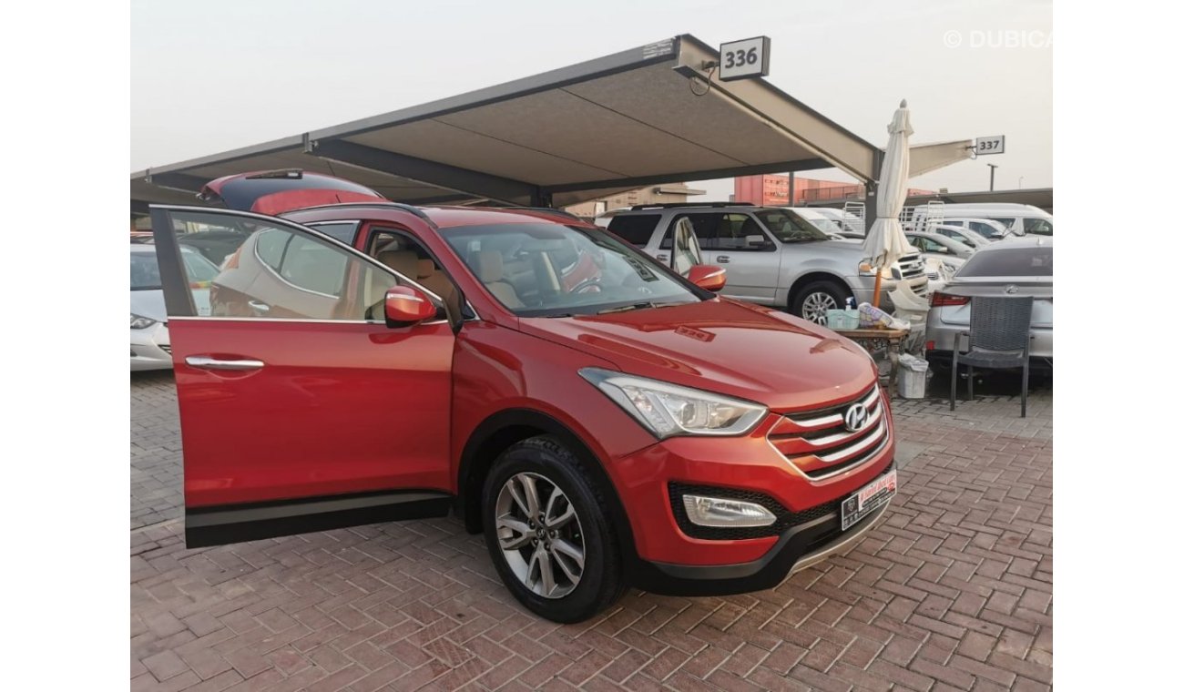 Hyundai Santa Fe GL In excellent condition and requires no expenses