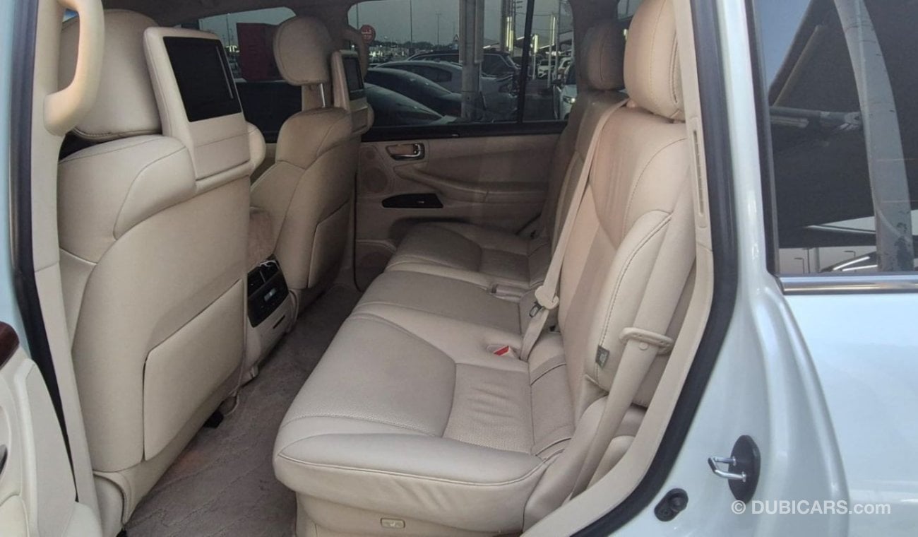 لكزس LX 570 2014 Lexus LX570 Sport Platinum (URJ201), 5dr SUV, 5.7L 8cyl Petrol, Automatic, All Wheel Drive. cle