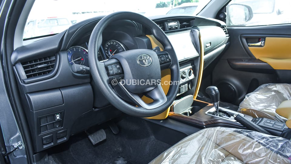 New Toyota Fortuner 2.7L 2WD 2023 for sale in Dubai - 701102