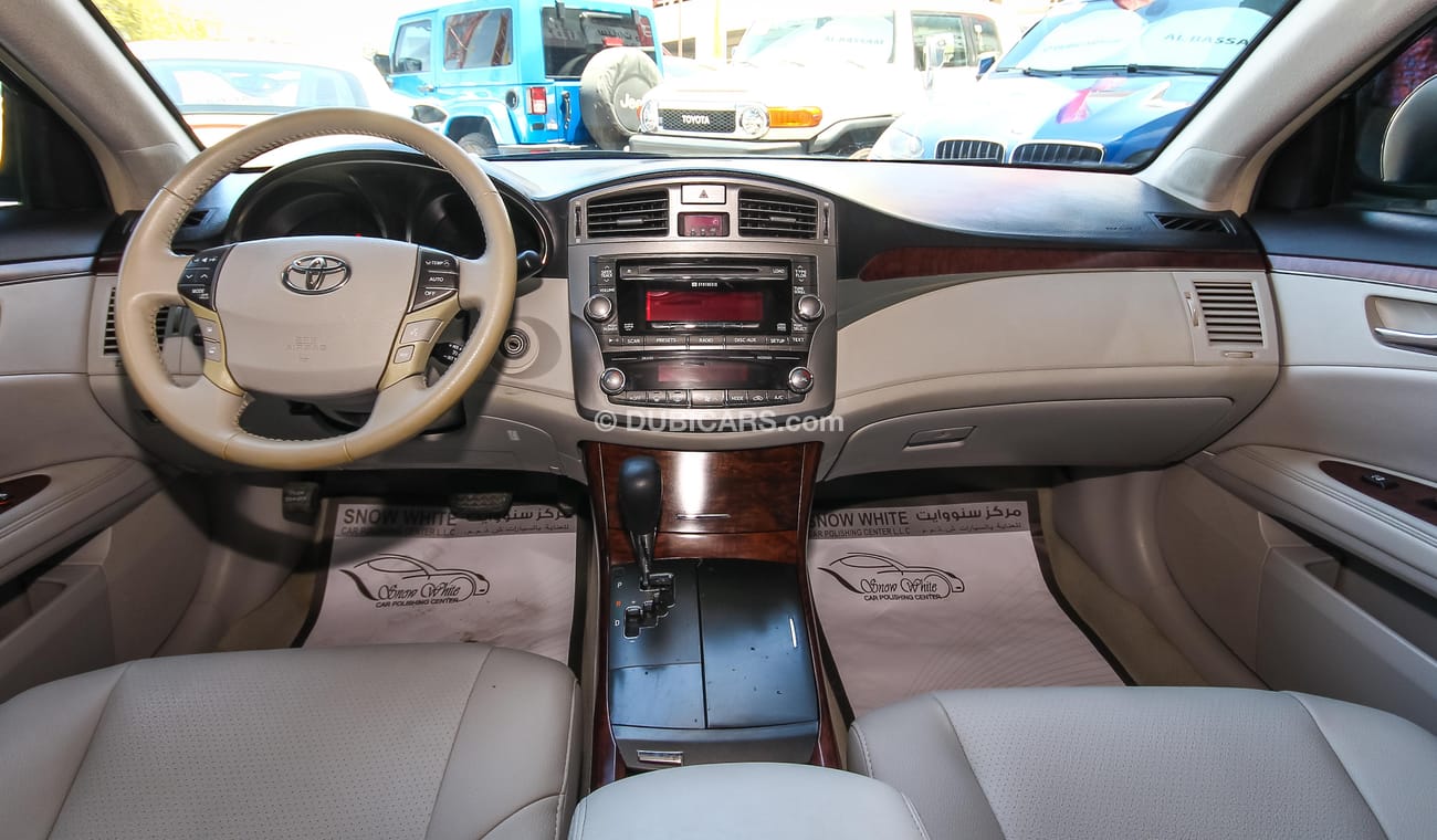 Toyota Avalon XL