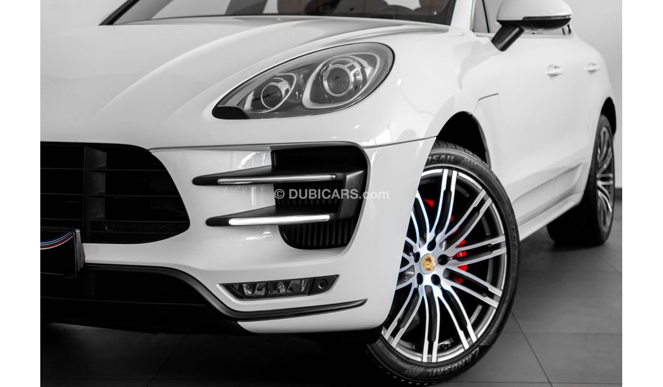 بورش ماكان 2015 Porsche Macan Turbo Full Option / Full Porsche Service History / Two Years ARM Service Pack