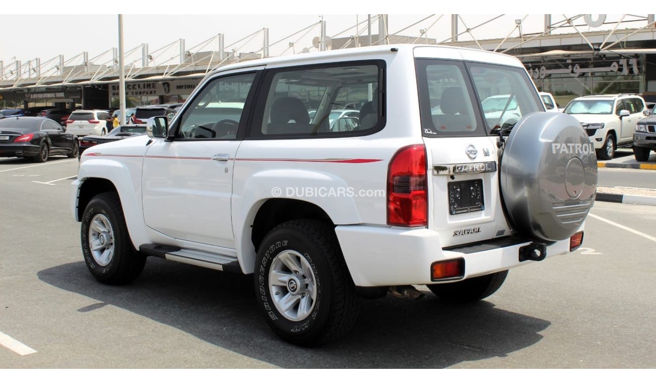 Nissan Patrol Safari NISSAN PATROL SAFARI 2022 GCC DRIVEN ONLY 13K WITH 5 YEARS AGENCY WARRANTY  IN