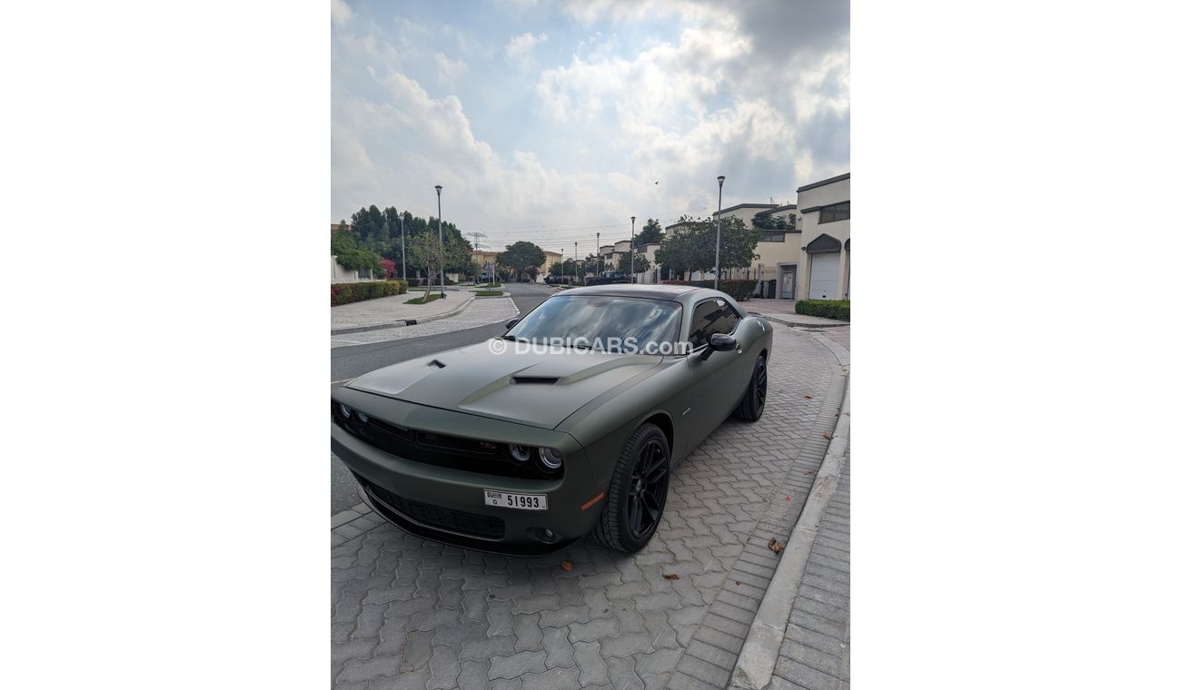 Dodge Challenger