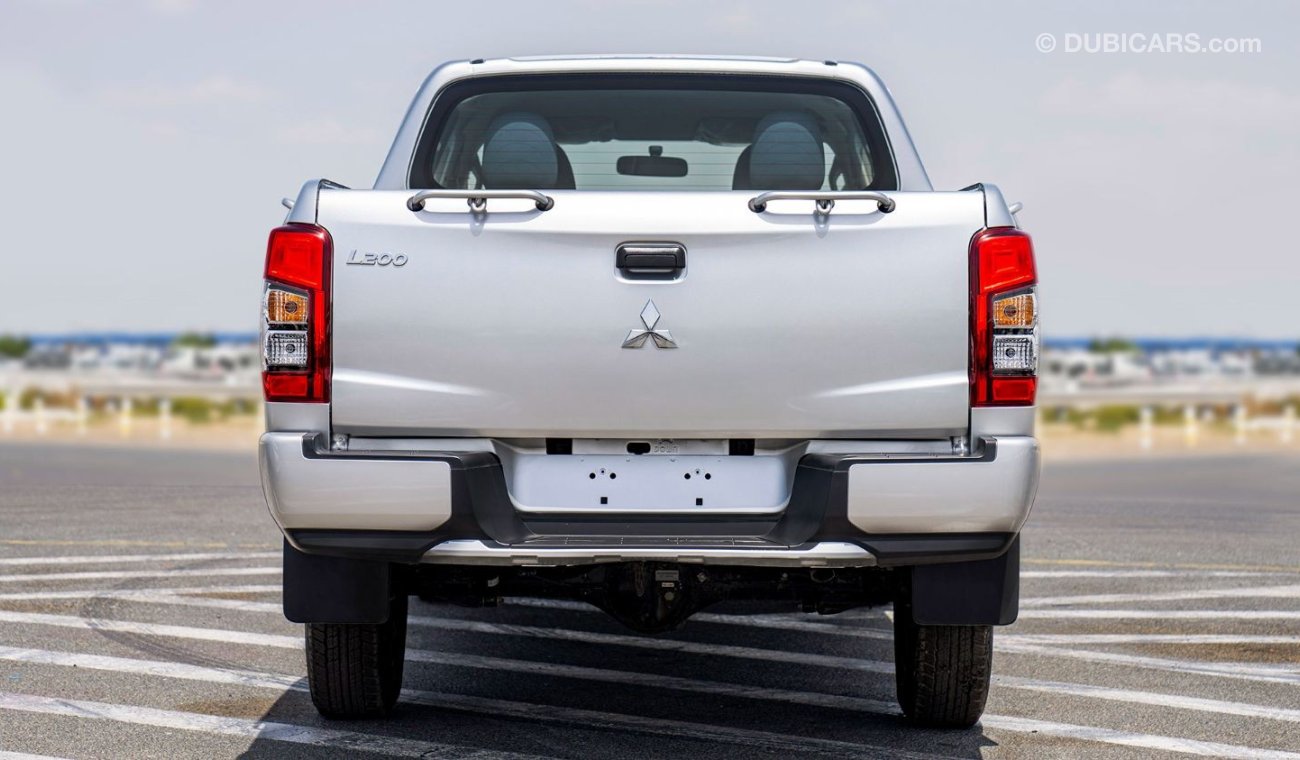 ميتسوبيشي L200 (LHD) MITSUBISHI L200 DC GL 2.5D MT 4WD MY2023 - SILVER