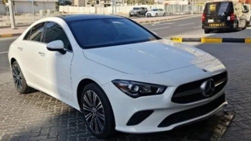 Mercedes-Benz CLA 250 Premium 2.0L ( CYL)