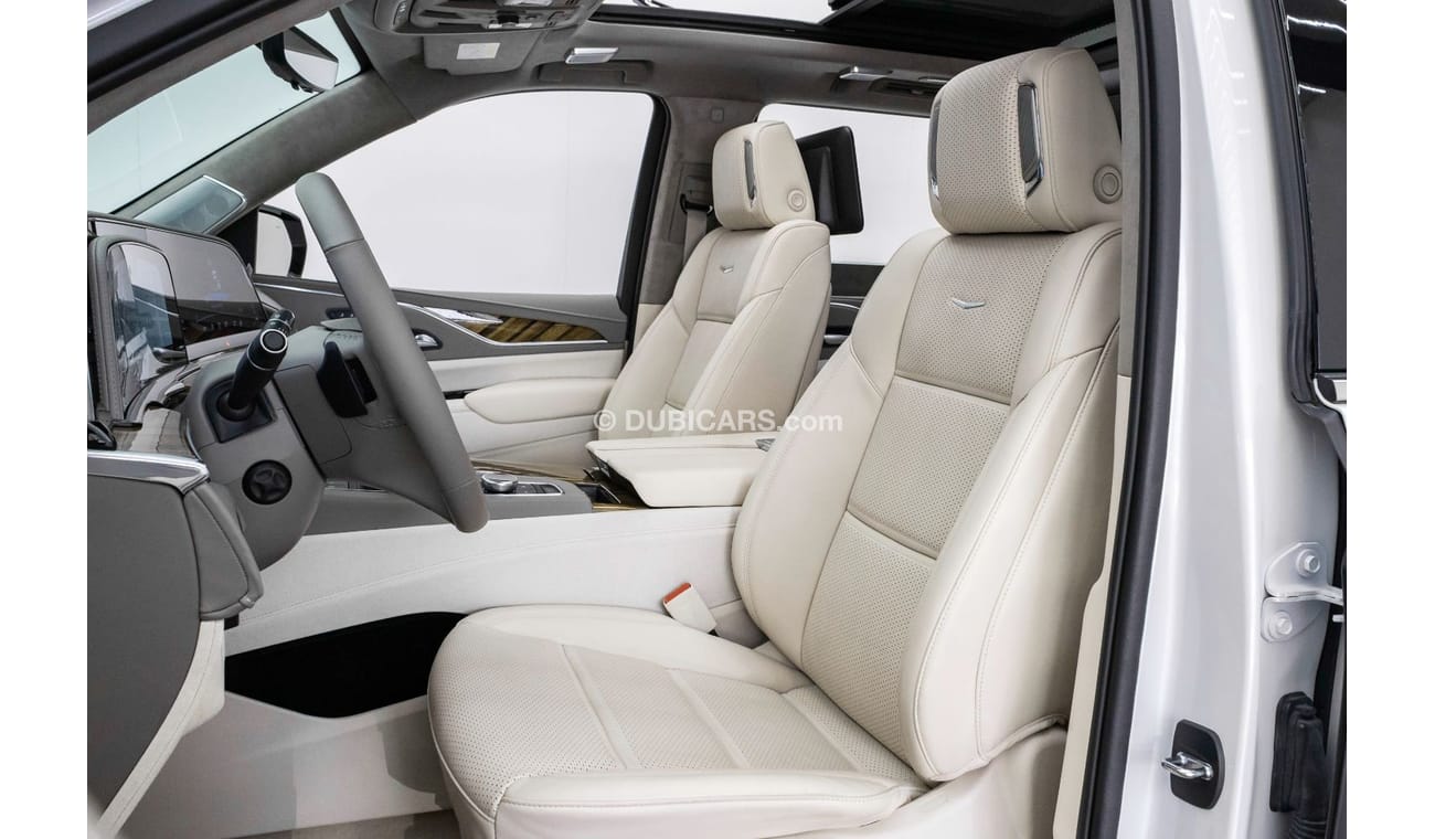 كاديلاك إسكالاد Sport Platinum 6.2L 4WD 2022 I CADILLAC ESCALADE 600 I PLATINUM I REAR ENTERTAINMENT I WARRANTY