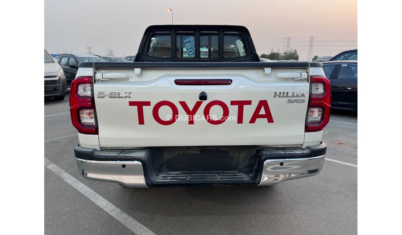 Toyota Hilux TOYOTA HILUX 2.7 AT WHITE 2022