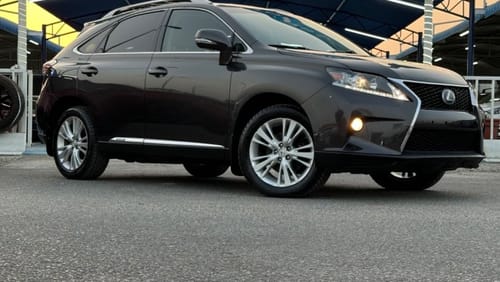 لكزس RX450hL Lexus RX 450 hybrid with 3.5 engine in excellent condition full floor Nice in a beautiful color.