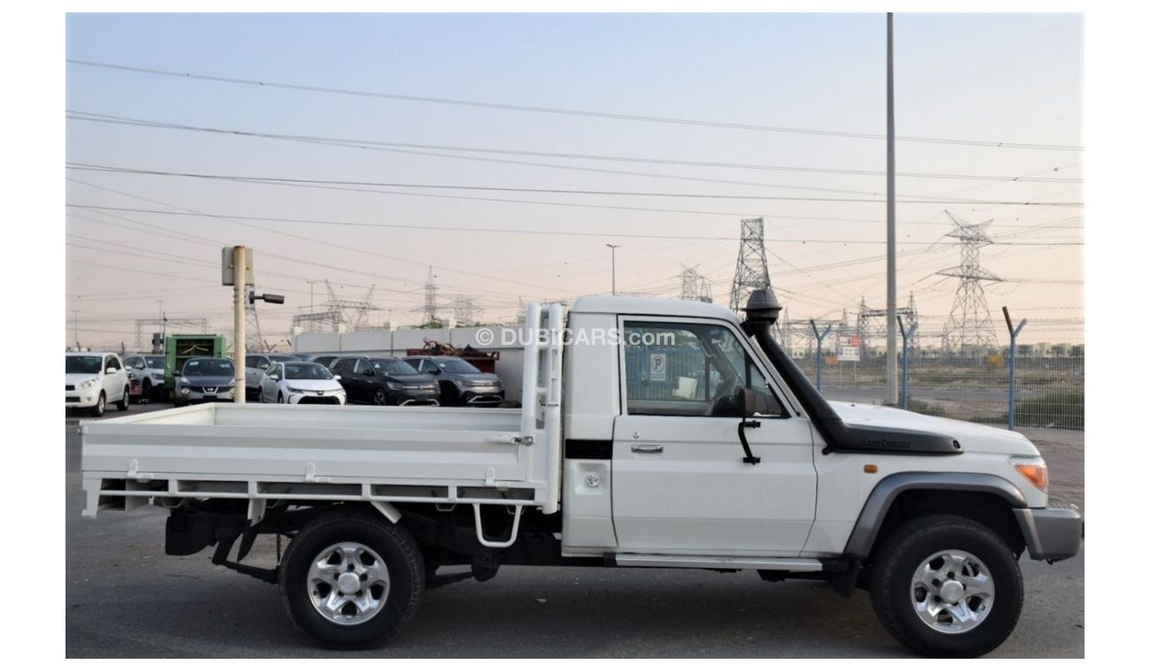 Toyota Land Cruiser Pick Up