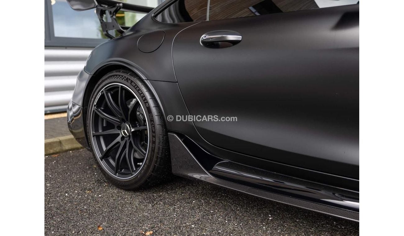 مرسيدس بنز AMG GT 4.0 V8 BiTurbo Black Series RIGHT HAND DRIVE