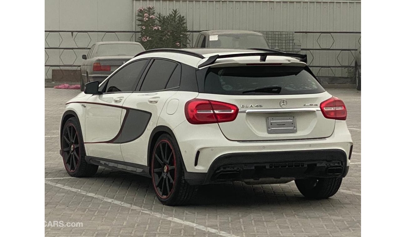 Mercedes-Benz GLA 45