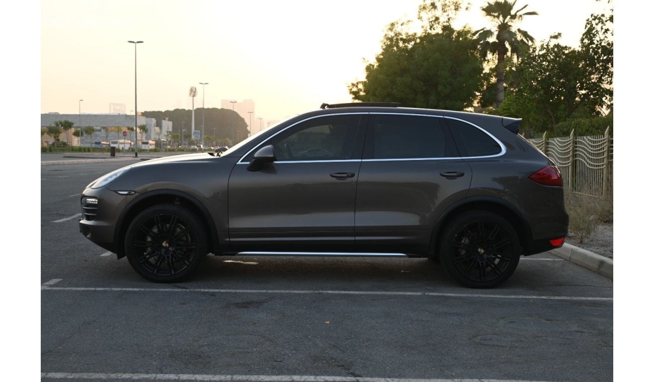 بورش كايان 0 % DP - AGENCY MAINTAINED - PORCSHE CAYENNE S 2014 - 4.6TC V8 4WD - BROWN INTERIOR - MINT CONDITION