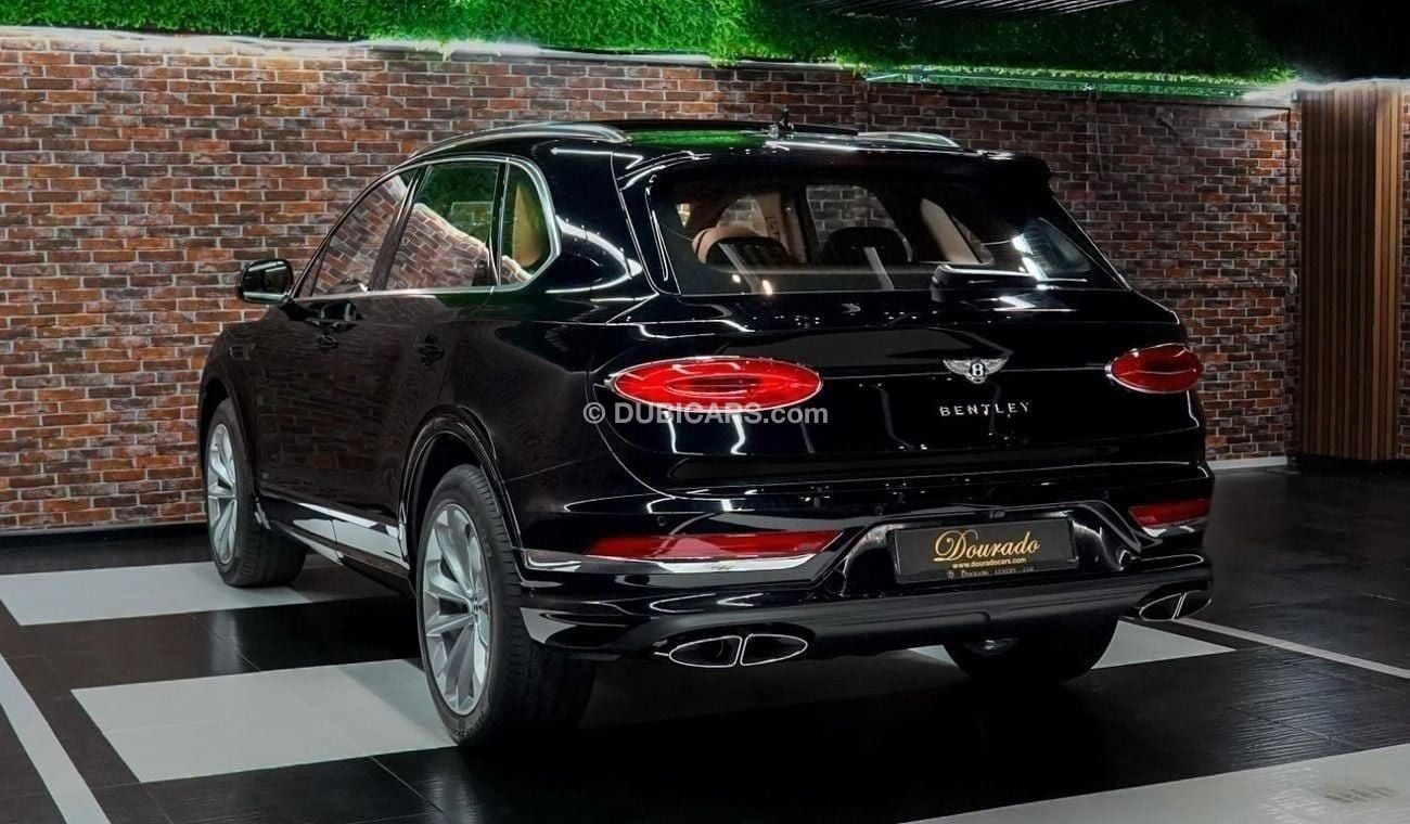 Bentley Bentayga | X-MAS AND NEW YEAR SPECIAL PRICE | BRAND NEW | 2023 | BELUGA BLACK | FULLY LOADED