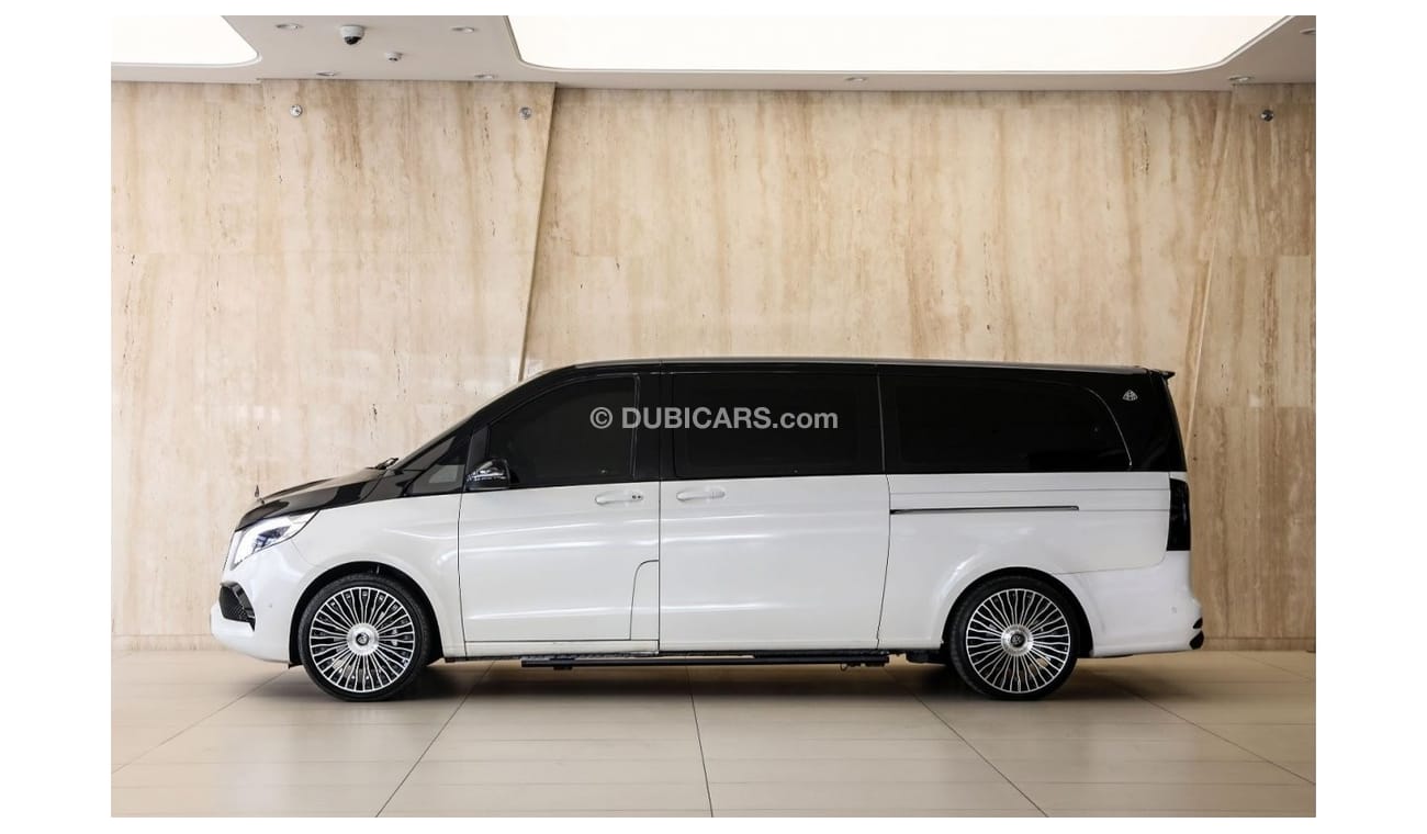 مرسيدس بنز V250 Maybach Viano | 2022 - GCC - Best in Class - VIP Luxurious Van | 2.0L i4