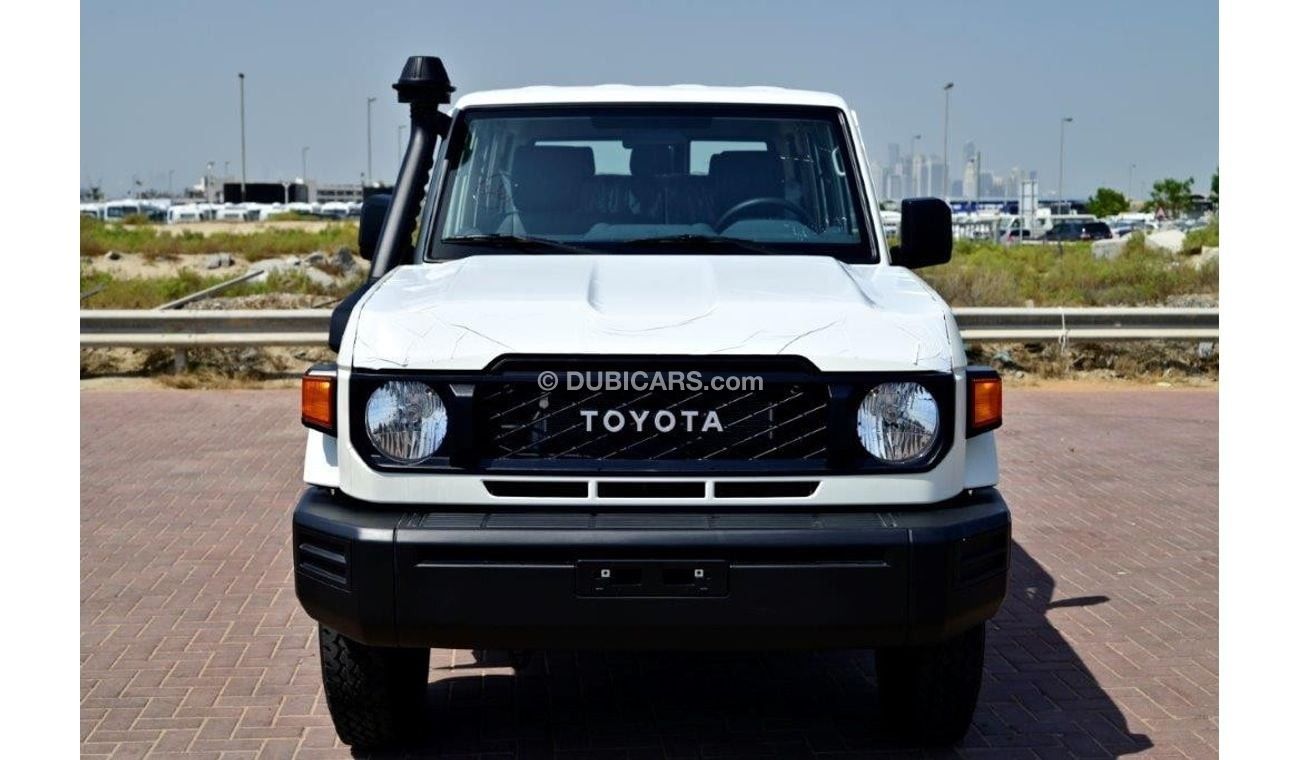 تويوتا لاند كروزر هارد توب 2024 TOYOTA LAND CRUISER 76 HARDTOP V6 4.2L DIESEL 4WD 9-SEATER MT