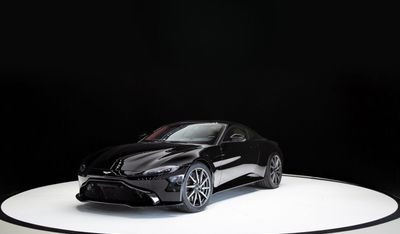 Aston Martin Vantage 2019 - Aston Martin Vantage V8 with only mileage 8.449km and warranty till december 2024