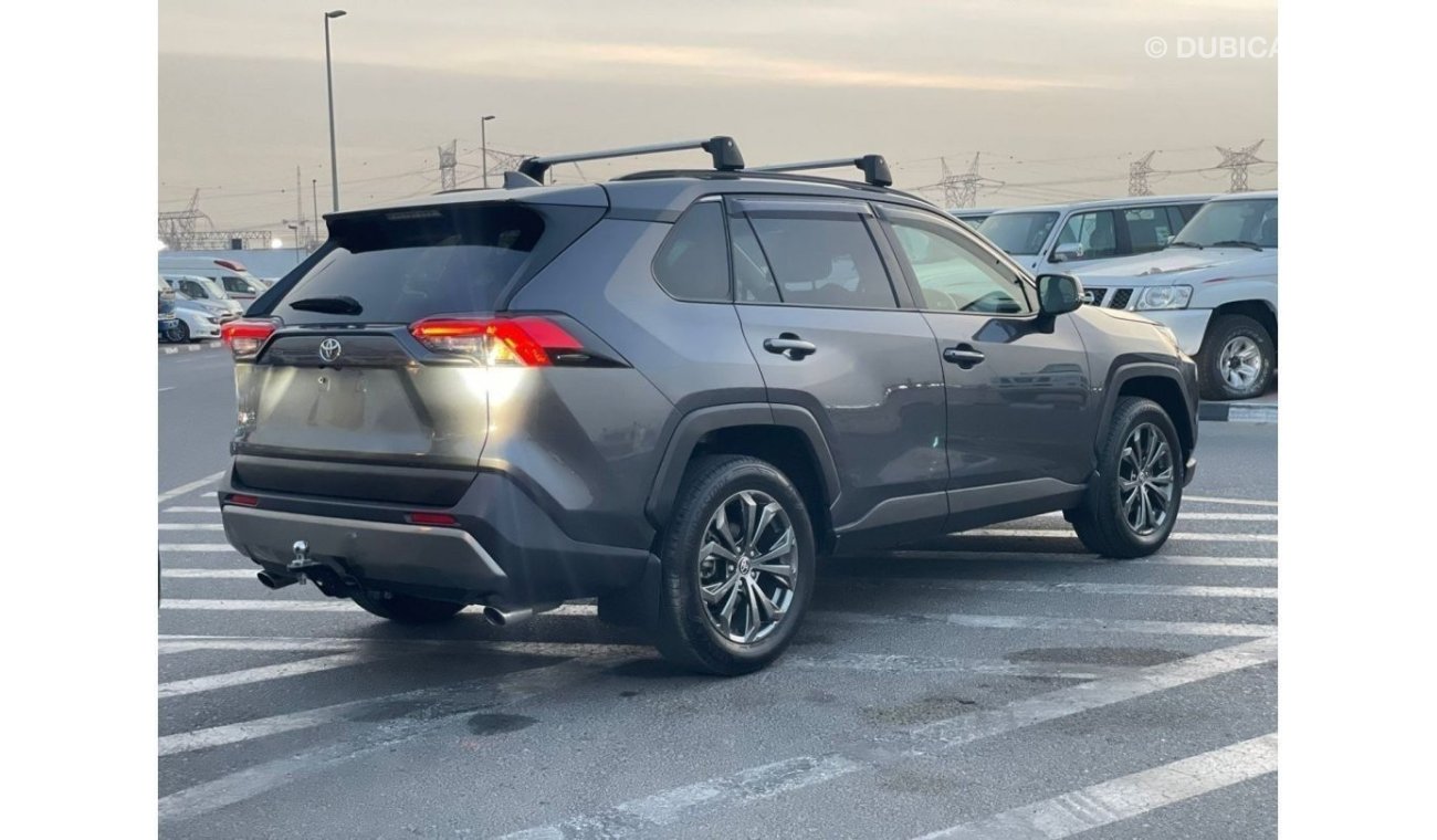 تويوتا راف ٤ 2022 Toyota Rav4 2.0L V4 - MidOption - RHD