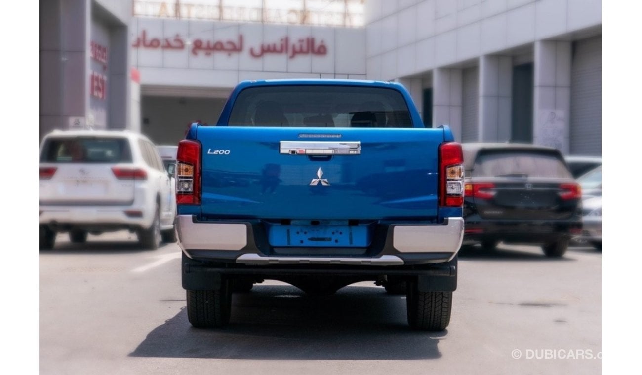 ميتسوبيشي L200 MITSUBISHI L200 SPORTERO DOUBLE CAB PICKUP 2.4L DIESEL 4WD AUTOMATIC